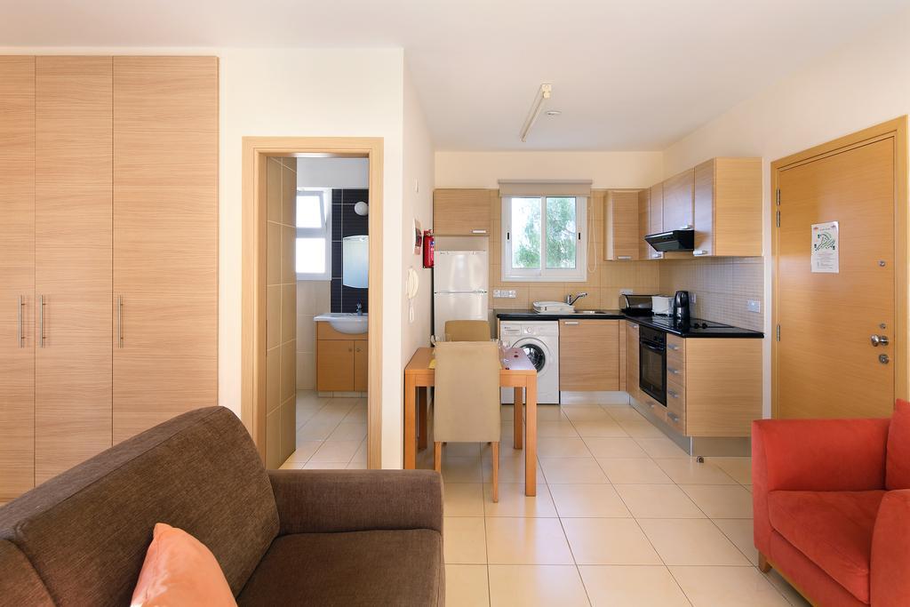 Adamou Gardens Daire Pafos Dış mekan fotoğraf