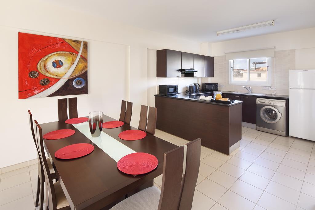 Adamou Gardens Daire Pafos Dış mekan fotoğraf